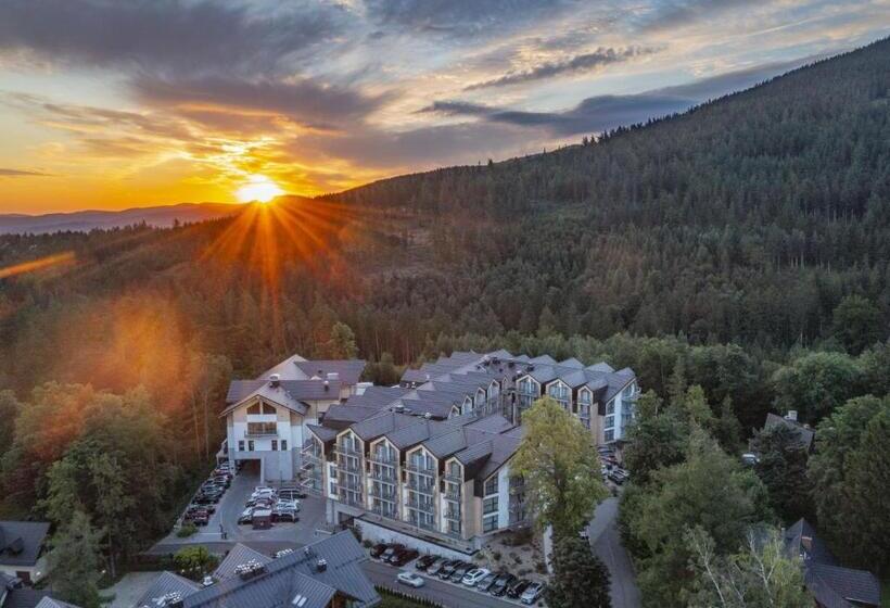 هتل Green Mountain 5