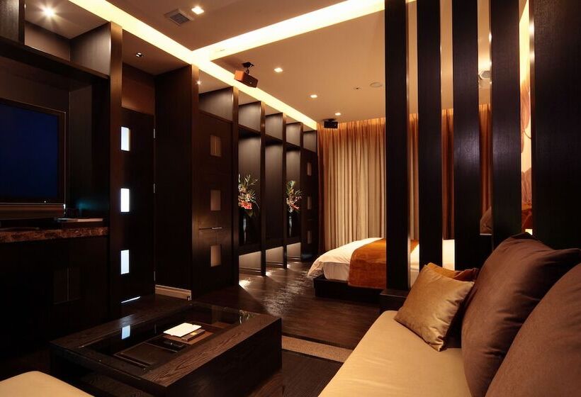 فندق Oasis  Adults Only