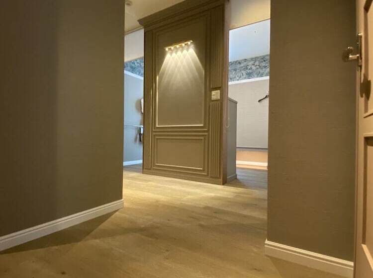 فندق Oasis  Adults Only