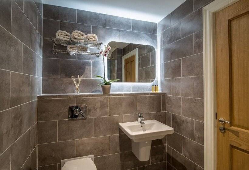 פנסיון Kingston S Townhouse