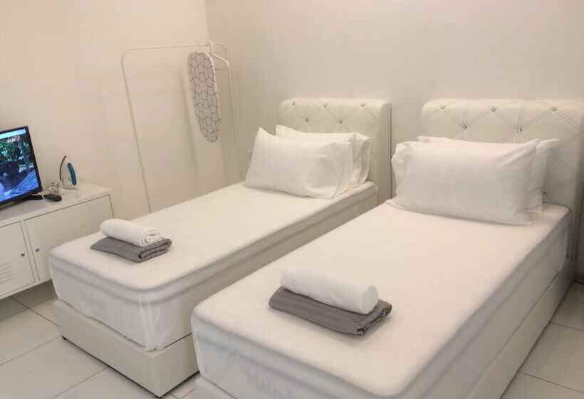 پانسیون Lawang Suite