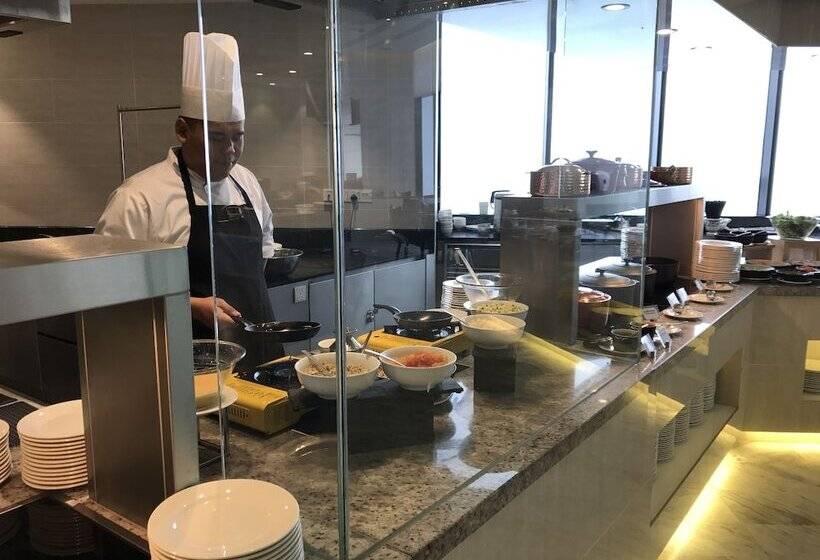 Sky D'mont Suites