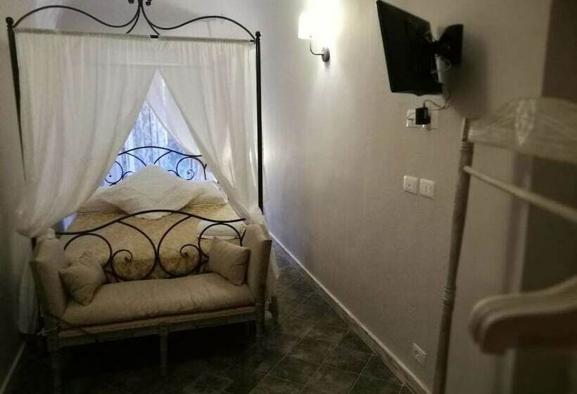 تختخواب و صبحانه La Casa Di Alma Luxury Rooms