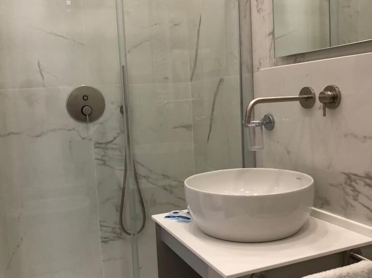 هتل Milazzo Inn Aimori