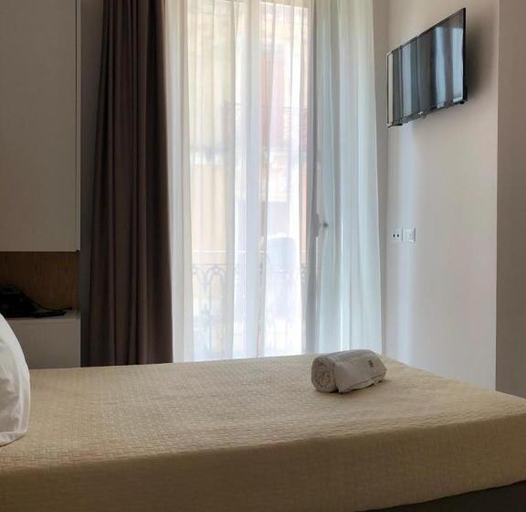 هتل Milazzo Inn Aimori