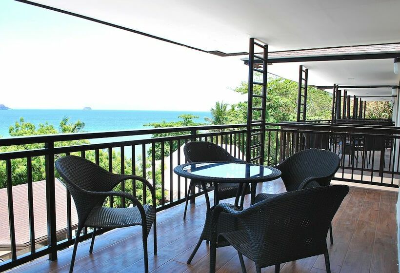 Отель Altamare Dive And Leisure Resort Anilao