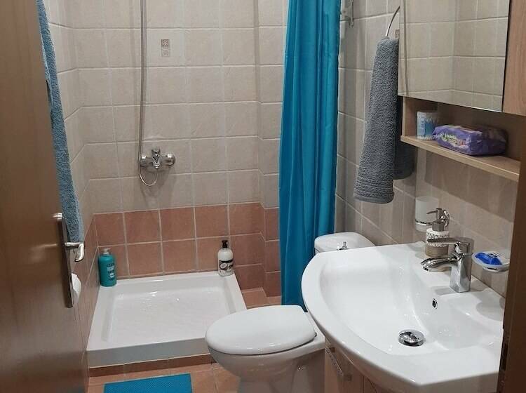 Nina Apartment