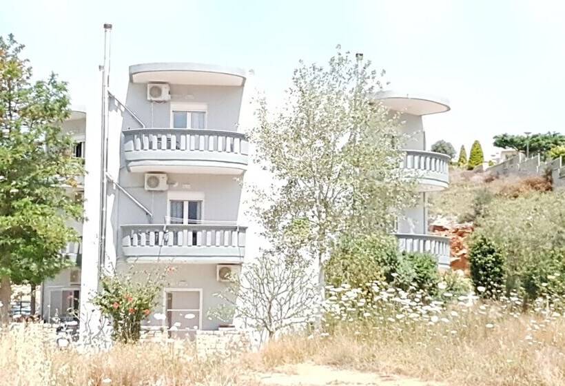 Nina Apartment