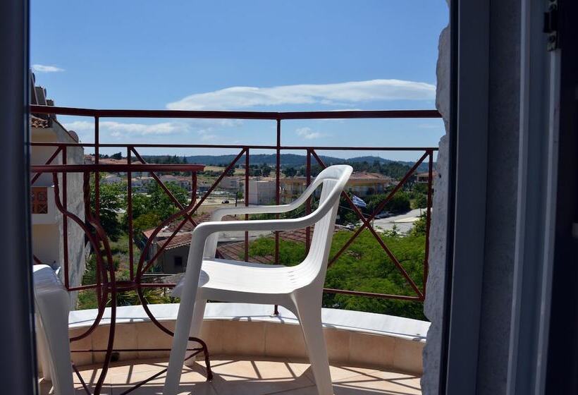 Giorgio Apartments