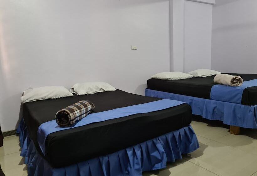 هتل Blue Light Village