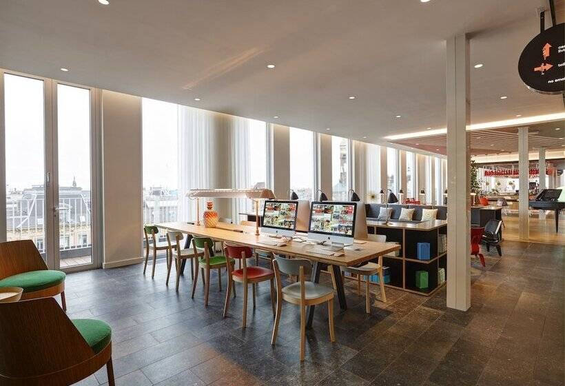 هتل Citizenm Copenhagen Radhuspladsen