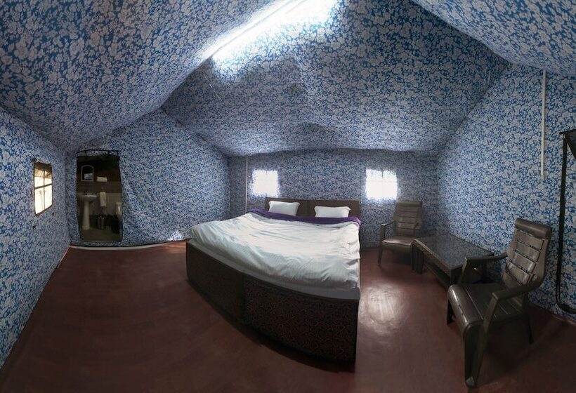 فندق Jungle Stays