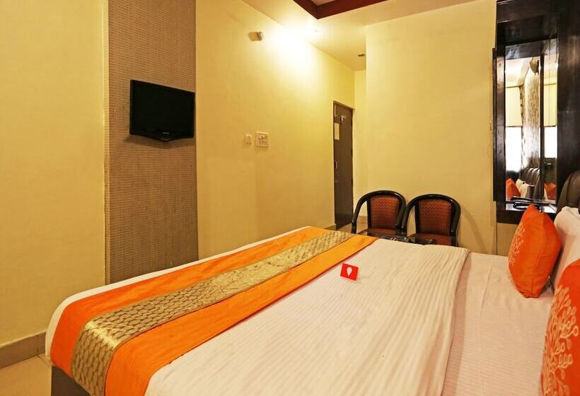 בית מלון כפרי Orchid Inn