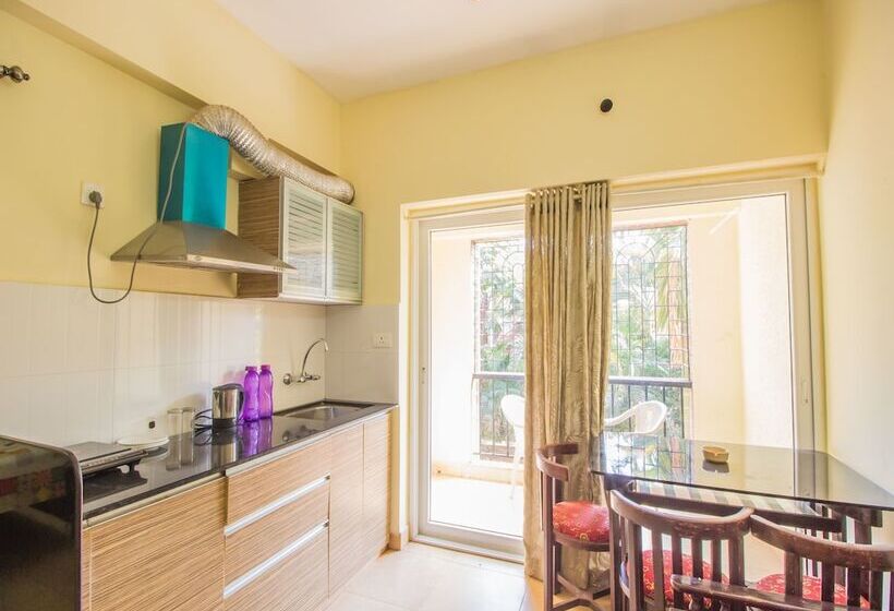 پانسیون Oyo Home 11963 Cozy Studio