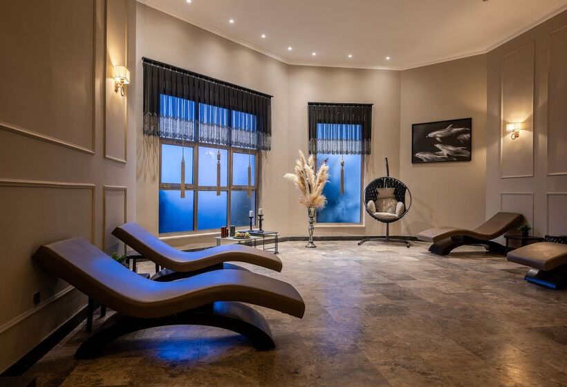 Adora Hotel & Resort