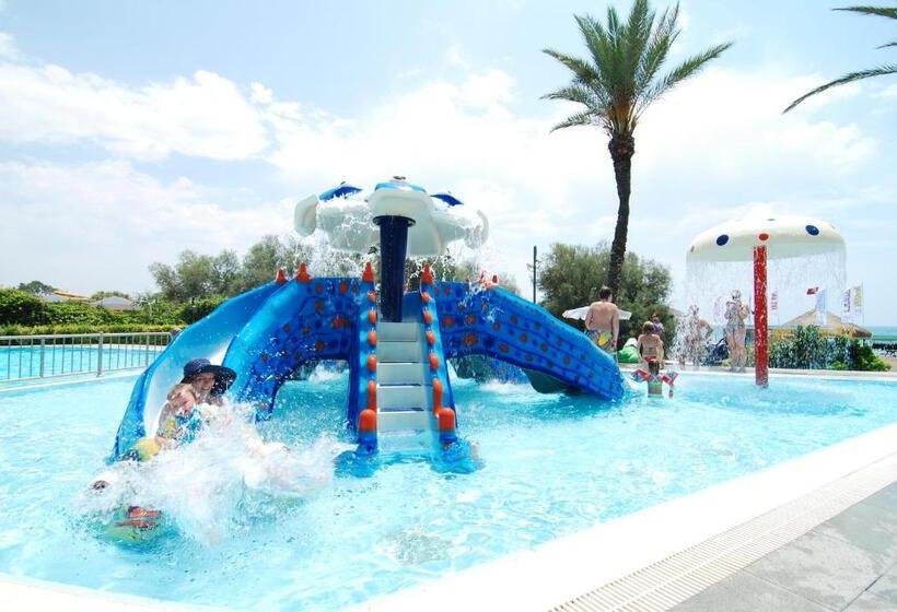 Adora Hotel & Resort