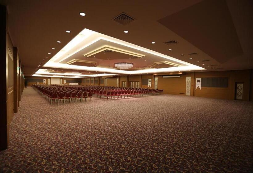 Adora Hotel & Resort