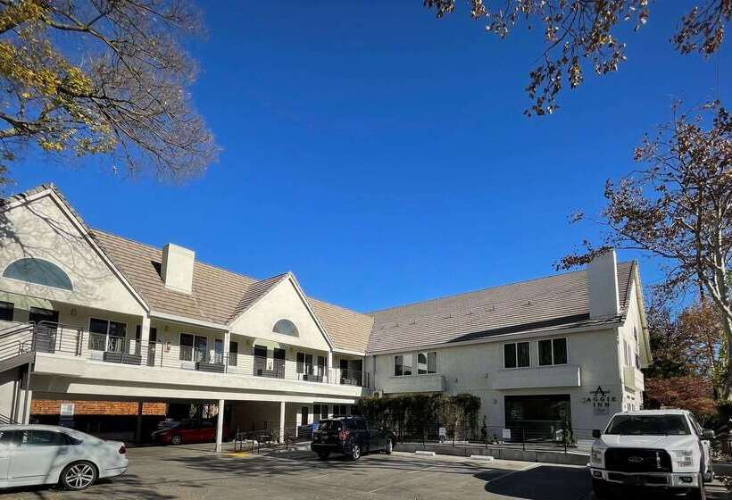 Aggie Inn, Ascend Hotel Collection