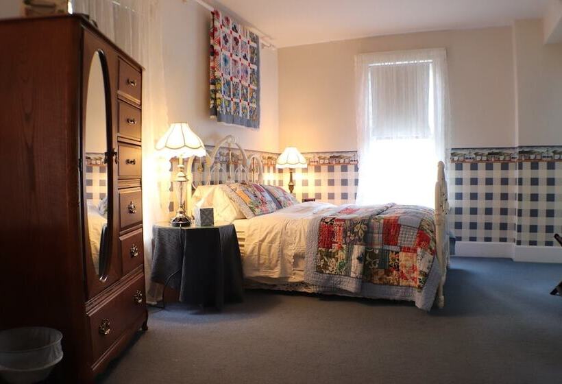 هتل 50 Lincoln Short North Bed & Breakfast