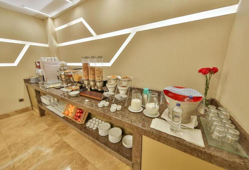 هتل Ramada By Wyndham İstanbul Taksim