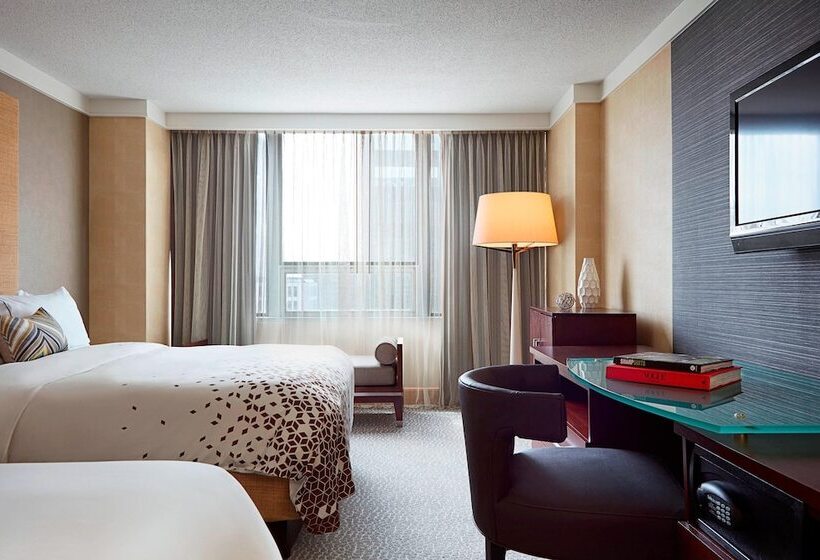 هتل Renaissance Columbus Downtown