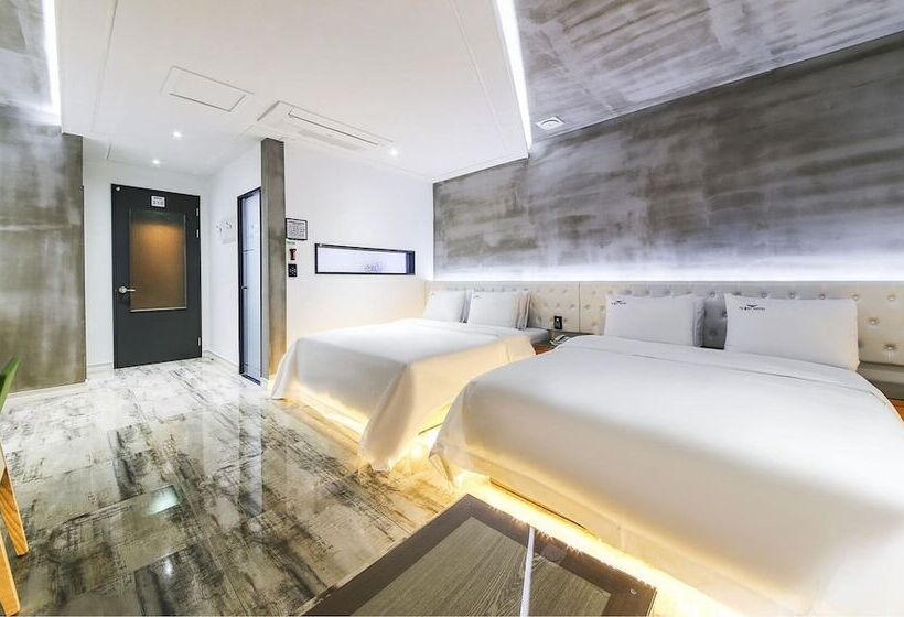 Hotel Bentley Business