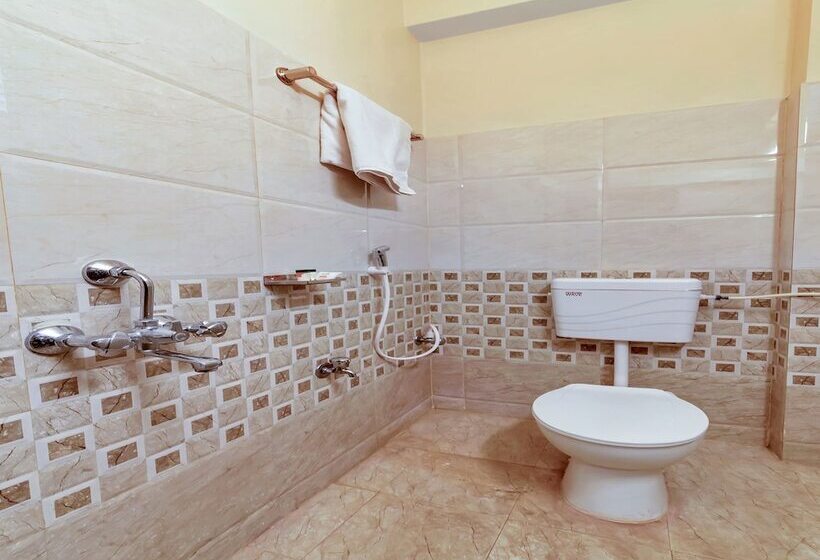 هتل Sai Vihar By Oyo Rooms