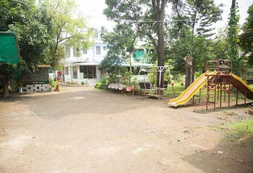 فندق Sanidhya Resort