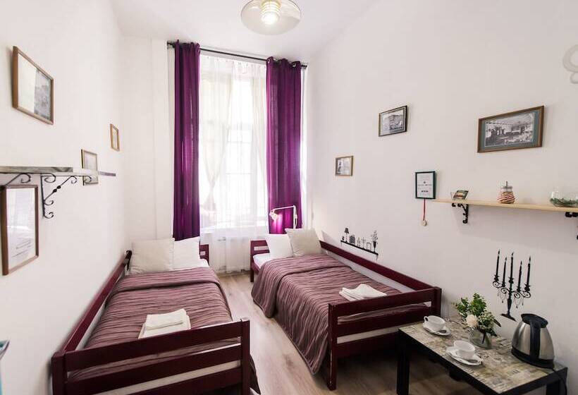Ave Peter Hostel