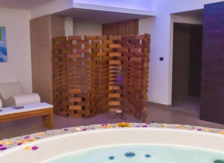 Отель Baiamalva Resort