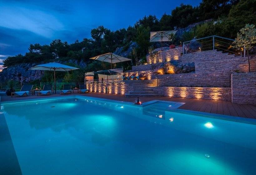 هتل Hvar Boutique Villas