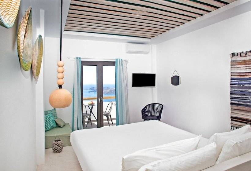 پانسیون Amity Suites  Adults Only