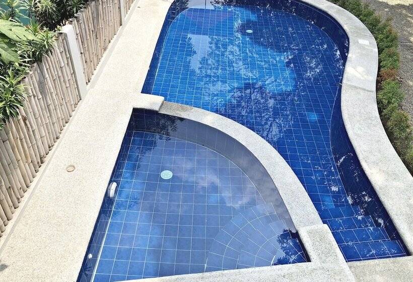 膳宿费 R & S Rest Place Resort
