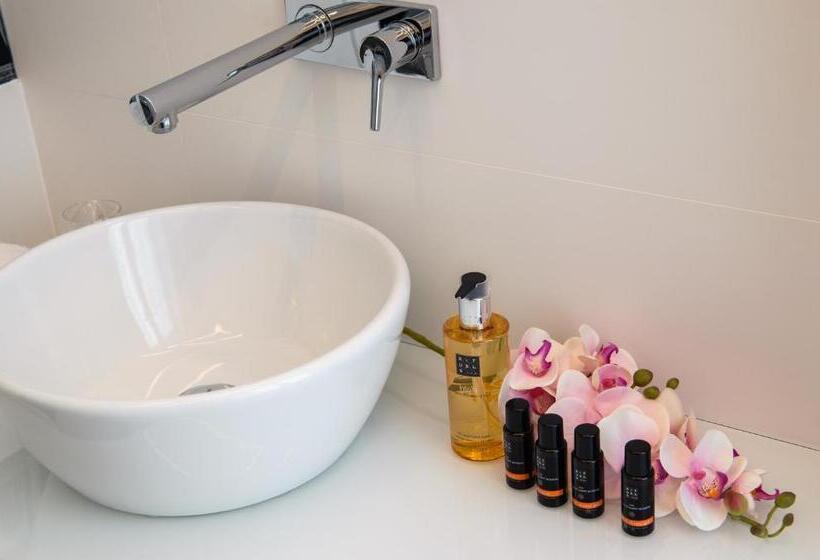 پانسیون Dream Luxury Rooms