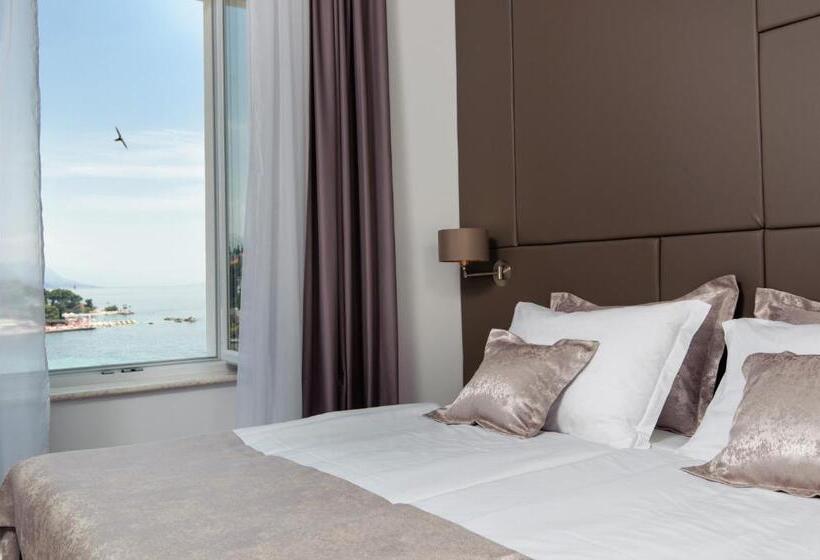 پانسیون Dream Luxury Rooms