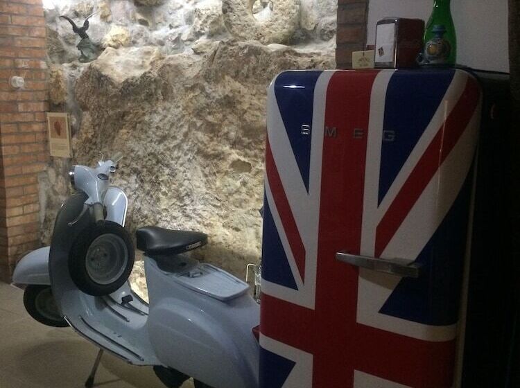 پانسیون Guest House La Corte Normanna