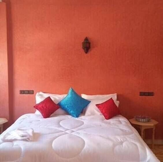 پانسیون Restaurant Dar Al Madina