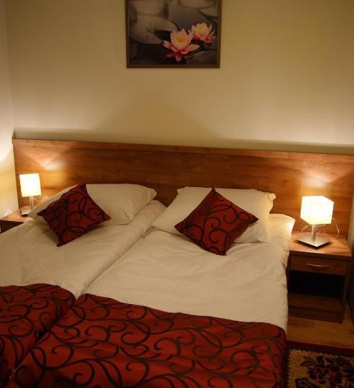 Pensjonat Zielone Wzgórze W Bolesławowie