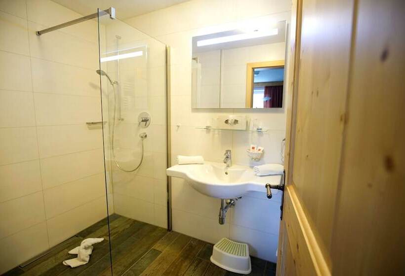 膳宿费 Alpenstern Rooms & Suites