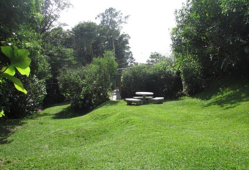 تختخواب و صبحانه Hospedaje Mariposa