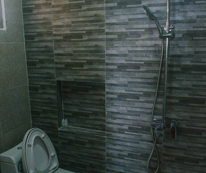 هتل Freddies Santai Sumurtiga