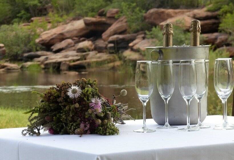 ホテル Kaingo Game Reserve