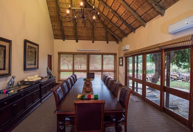 ホテル Kaingo Game Reserve