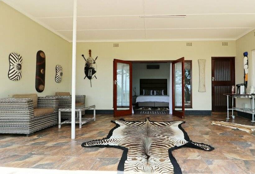 فندق Msitu Kwetu Lodge & Safaris