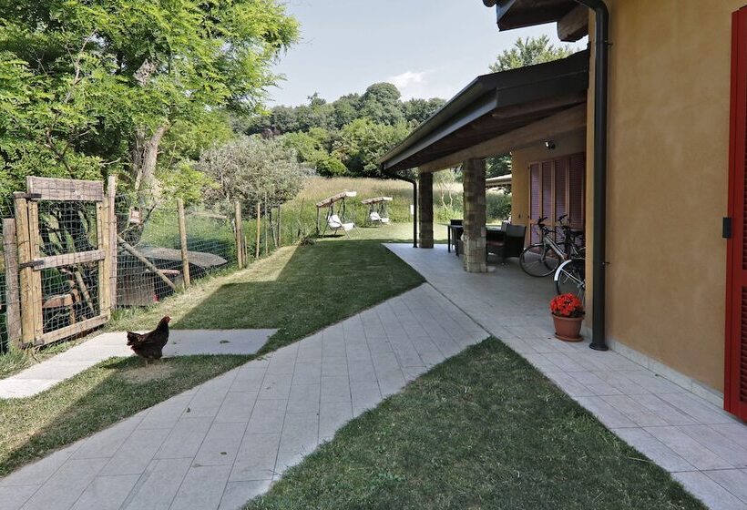 田舎風ホテル Agriturismo Terra E Lago D'iseo Franciacorta