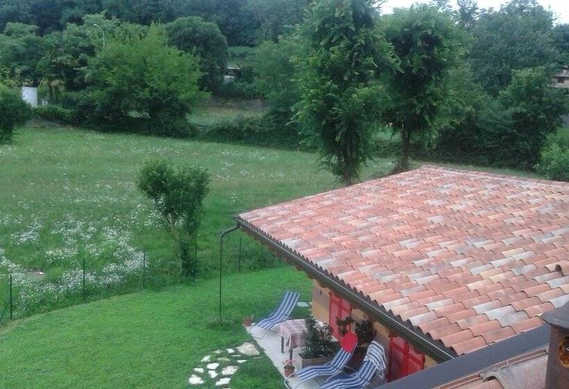 田舎風ホテル Agriturismo Terra E Lago D'iseo Franciacorta