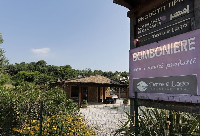 田舎風ホテル Agriturismo Terra E Lago D'iseo Franciacorta