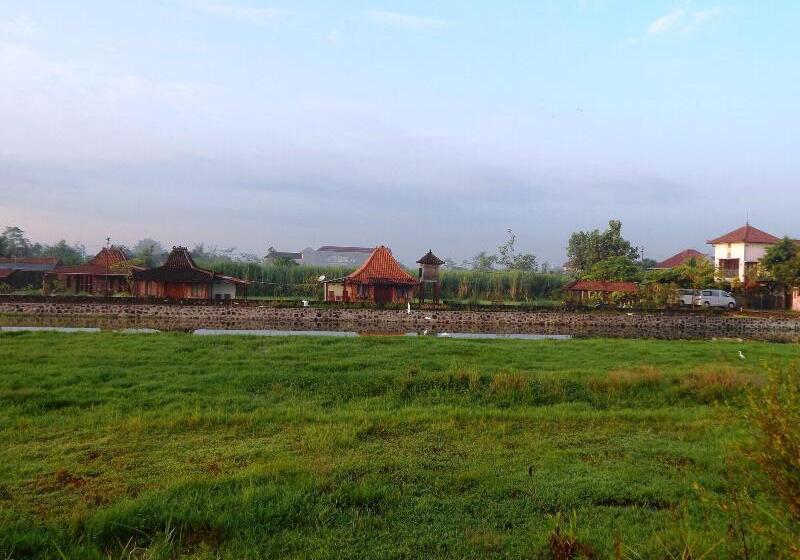 پانسیون Alamanda Family Villas & Pool