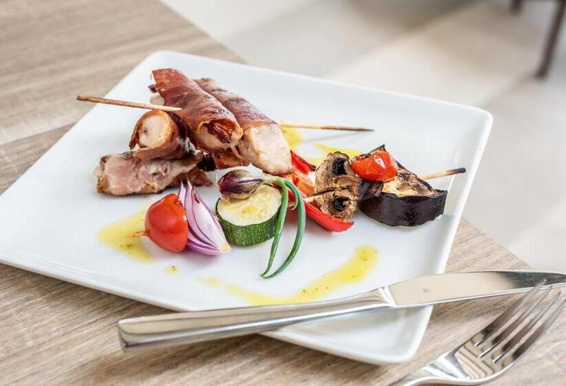 Aura Hotel Adults Only