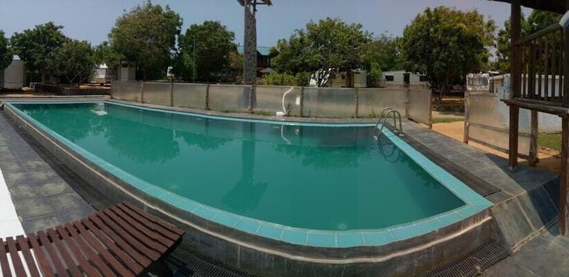 호텔 Yala Caravan Village